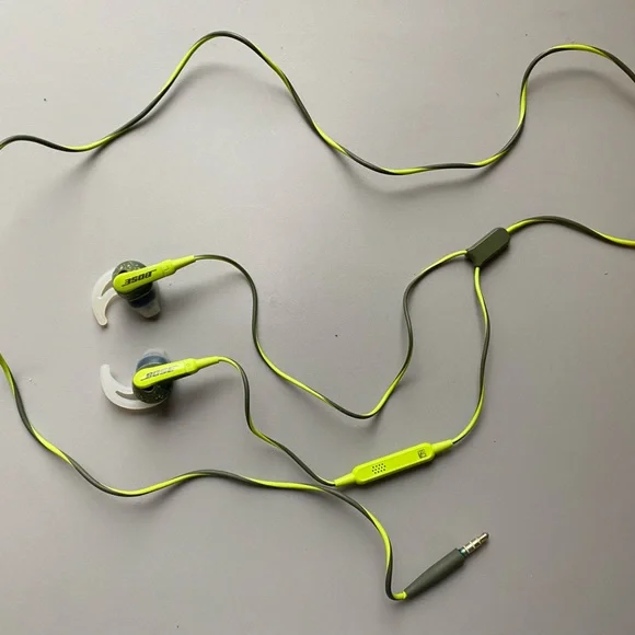 Bose Soundsport in Ear Earphones (IOS)